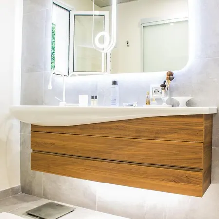 Guestready - Spacious Apt With Terrace Pools *