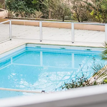 Guestready - Spacious Apt With Terrace Pools