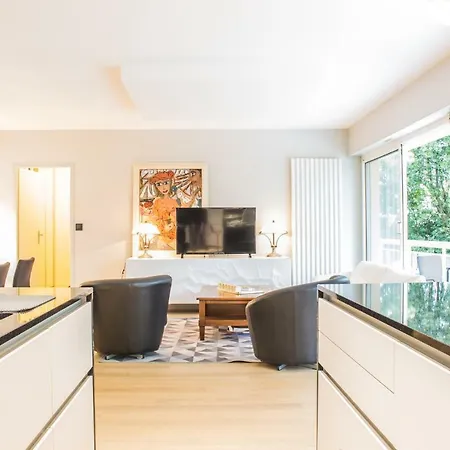 Guestready - Spacious Apt With Terrace Pools