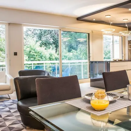 Guestready - Spacious Apt With Terrace Pools Apartament Biarritz